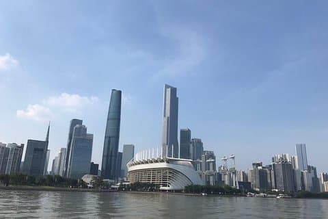 Tour privato di Guangzhou Layover a Canton Tower e Pearl River Cruise con pasto
