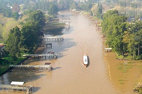 Van Puerto Madero naar Tigre: Exclusieve navigatie door de Delta