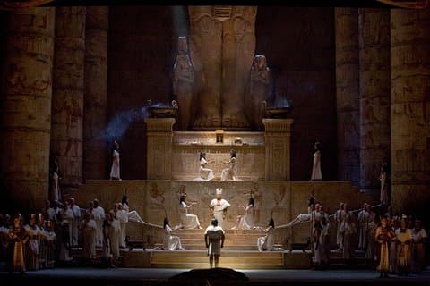 verhaal van opera Aida