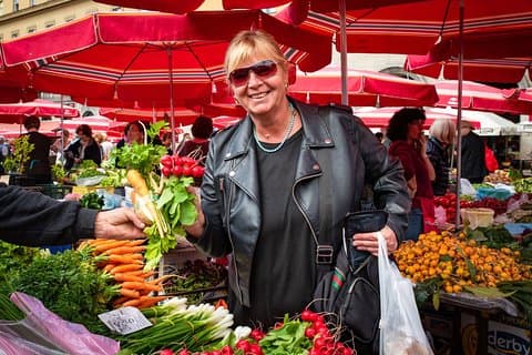Auténtico tour por el mercado y clase de cocina en el corazón de Zagreb