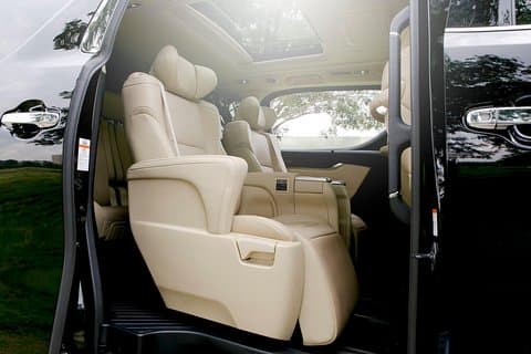 Premium Mpv lufthavnstransport til Kuala Lumpur City