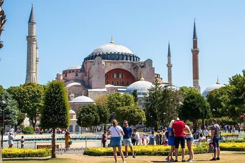 Istanbul (Both european and asian part) in one day.