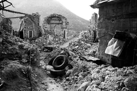 Kriegsfotoausstellungstour in Mostar