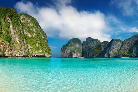 Phi Phi & Bamboo Island Trip by Speedboat, free Kayak, Lunch & Admission Ticket