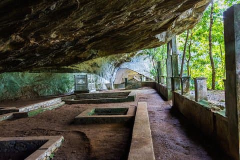 Explore Belilena Cave from Colombo