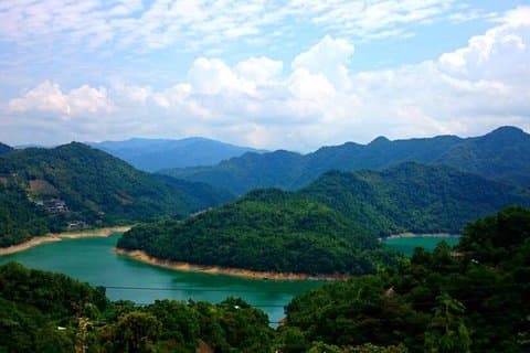 N116 Shijiu Old Street Qiandao Lake Secret World Gossip Tea Garden Day Tour (10h)