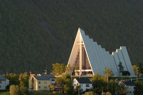 A Tromsø Introduction: A Self-Guided Audio Tour