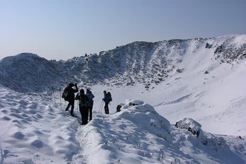 Aangepaste privé JEJU-wandeltocht voor 7 dagen (cursus Mt. Hallasan en Olle)