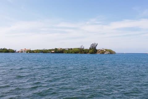 Roatan Beach Break Tours (no vendors) 5 hours
