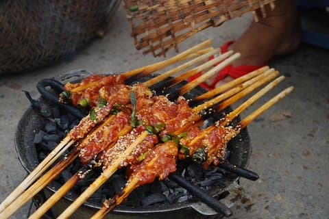 Hoi An Old Town Food Tour om natten