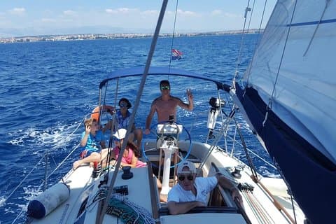 Von Zadar : Ganztägige Segeltour