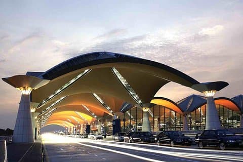 Arrivée et départ du transfert de l'aéroport de Kuala Lumpur