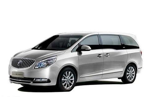 Private Departure Transfer from Shanghai City Center to Pudong Int'l Airport