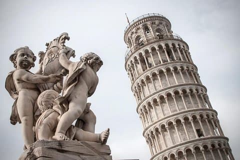 Visite du port de Pise et de Florence (avec chauffeur/autotouriste)