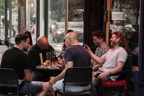Tour della vita notturna di New York con un locale: privato e personalizzato