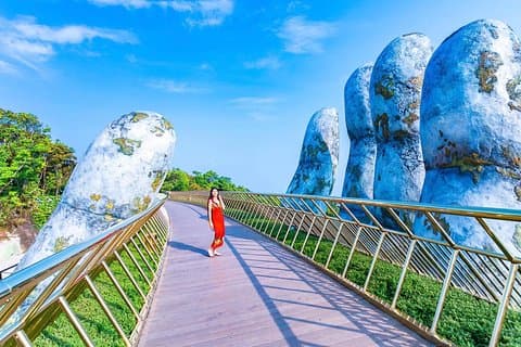 Golden Bridge & Discover Ba Na Hill med Grupperejse fra Hoi An