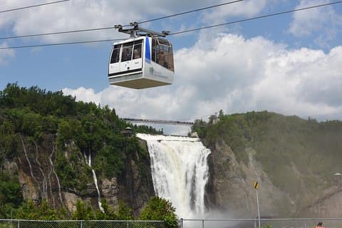 Gita di mezza giornata alle Cascate di Montmorency e Ste-Anne-de-Beaupré da Quebec city