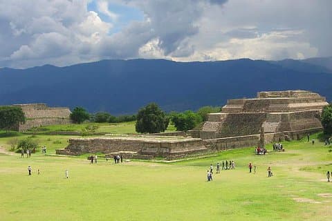 Excursão Montealban