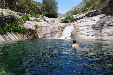 Vandring och simning i Geres nationalpark