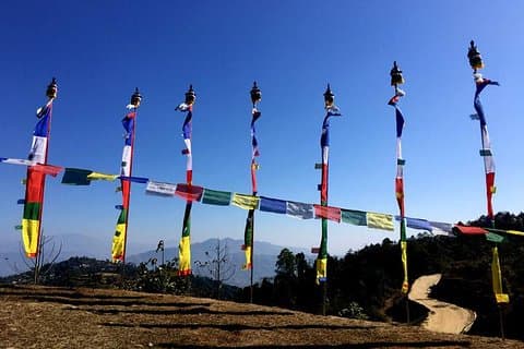 Tour di mezza giornata di Namo Buddha e Thrangu Tashi Monastery