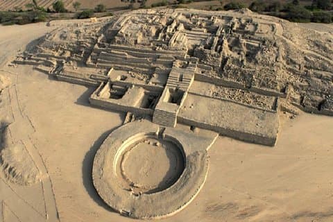 Full day Caral, the oldest civilization in America