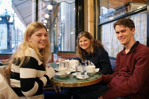 Paris Conversational French Language Class på Famed Café de Flore