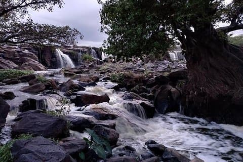 Road Drive to Fourteen Falls from Nairobi