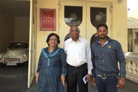 Tour turistico di un'intera giornata a Udaipur con auto privata e Guida privata