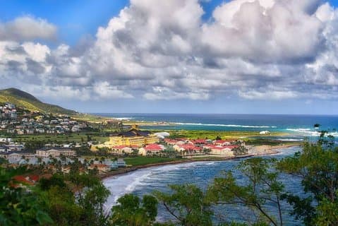 St Kitts traditionel frokost og halvdags ø-tur