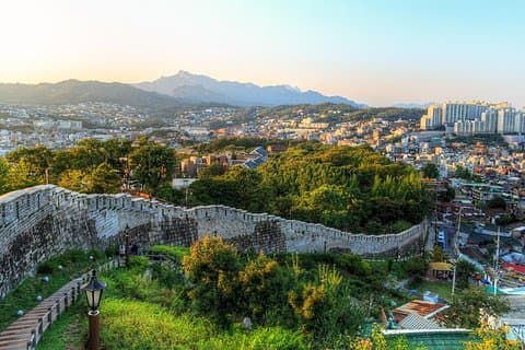 Seoul Cultural Small-Group Tour