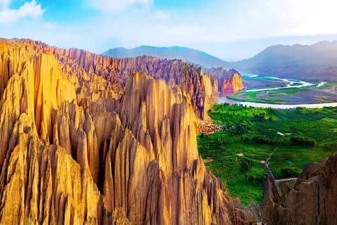 Lanzhou Private Day Tour to Yellow River Stone Forest