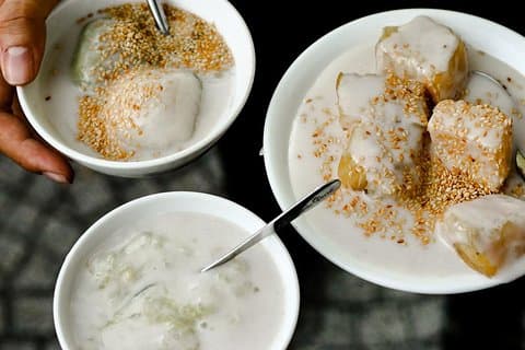 Saigon Vegan Food Tour på Scooter