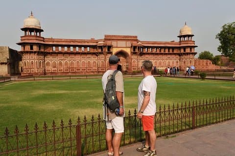 Privé Taj Mahal & Agra Tour vanuit Delhi met de auto