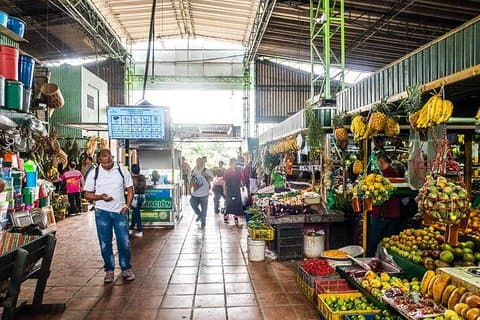 Recorrido por el mercado de Medellín