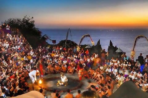 Tour al tramonto di Uluwatu