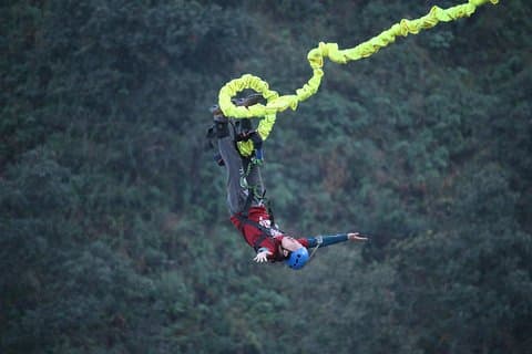 Bungee Pokhara av HighGround Adventures