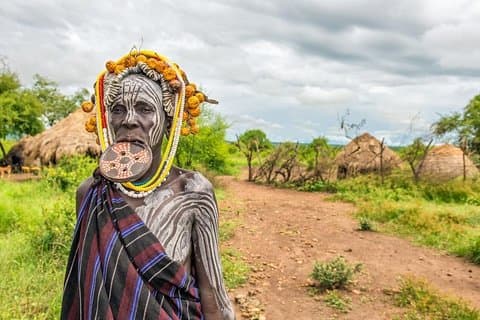 Omo Vally Tours; Etiopiens stammar och kulturer 11 dagar