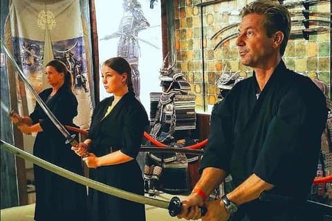 Svärd erfarenhet (familjevänligt) på Samurai Ninja Museum Asakusa