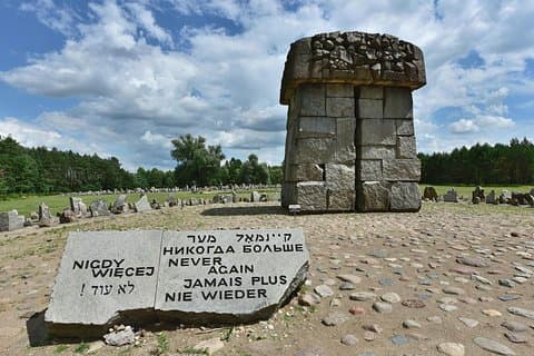 Treblinka - Halvdagstur fra Warszawa med privat bil