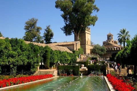 Moschea, Alcazar e Juderia Biglietto incluso Salta la coda