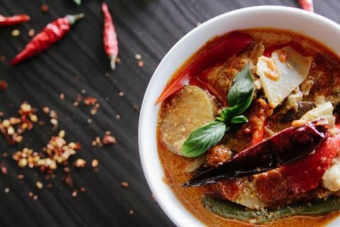 Cooking Traditional Thai dishes in Bangkok