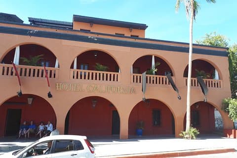 Todos Santos-tur
