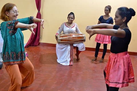 Traditionell dansupplevelse från Panadura