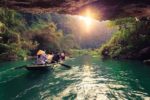 Luksus Trang An - Bai Dinh 1-dagstur fra Hanoi: med limousine og lille gruppe