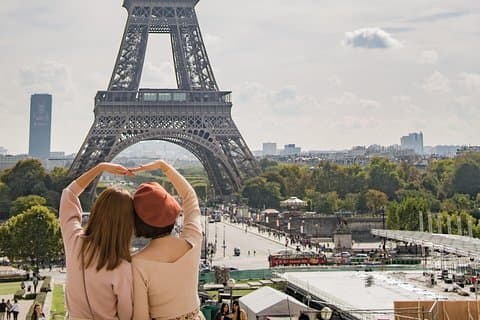 Private 10-hour Shore Excursion to Paris from Le Havre (official guide in Paris)