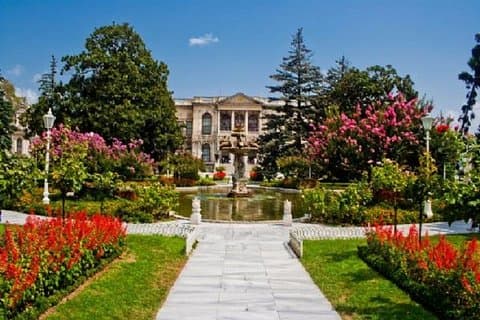 DOLMABAHCE PALACE - KABELBOG - BOSFORUS PÅ BÅTTUR (Fuld dag)