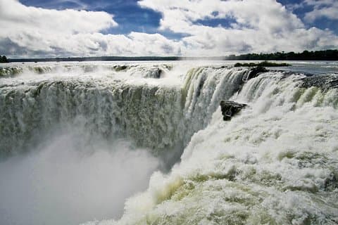 Acomodação noturna Cataratas do Iguaçu saindo de Puerto Iguazú