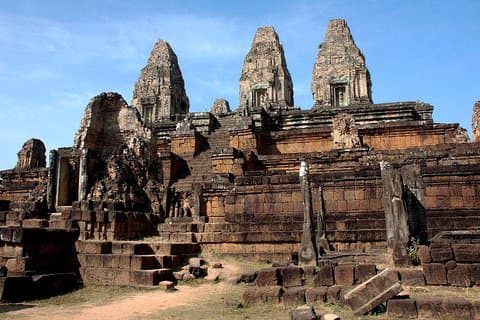 Privat Kbal Spean & Banteay Srei Tour