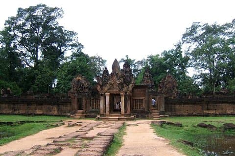 Tour privato di Kbal Spean e Banteay Srei