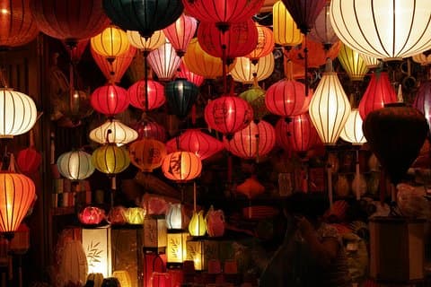 Hoi an walking tour taste local vietnamese food & hoi an night